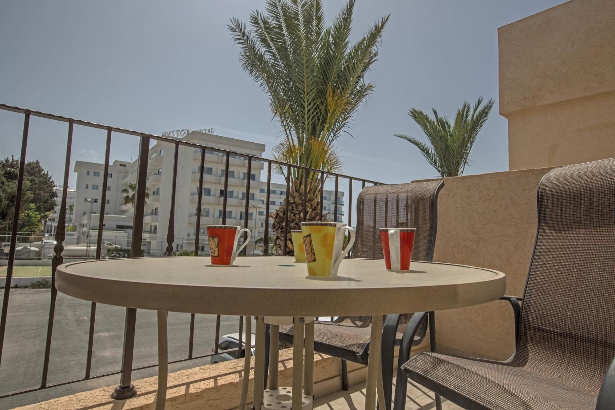 Napiana Apartments Ajía Nápa Rom bilde