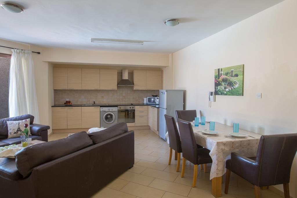 Napiana Apartments Ajía Nápa Eksteriør bilde