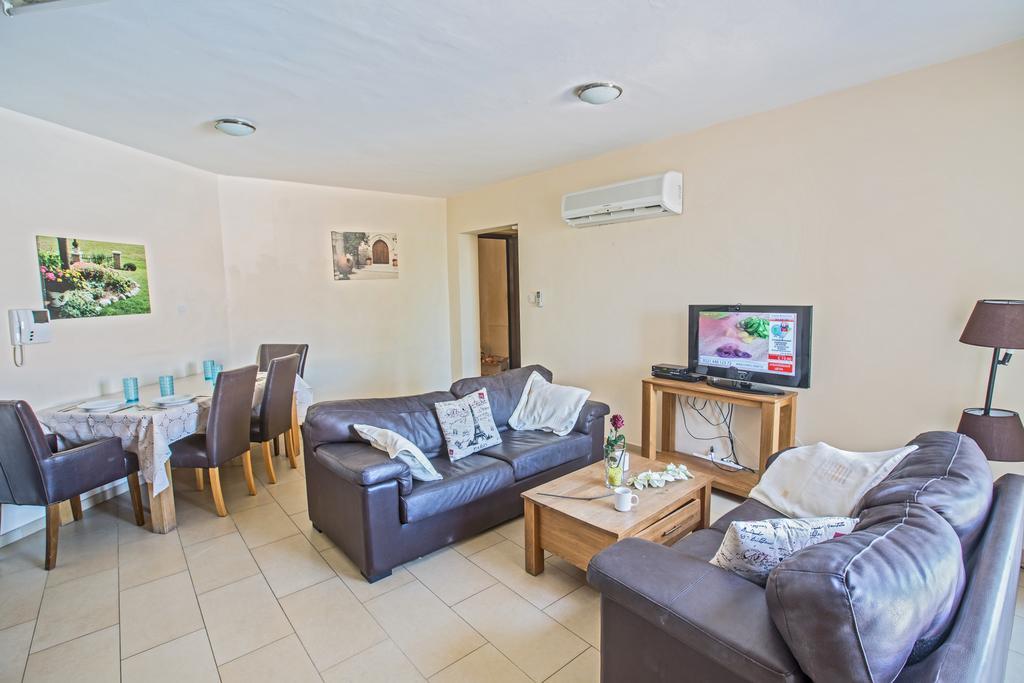 Napiana Apartments Ajía Nápa Eksteriør bilde